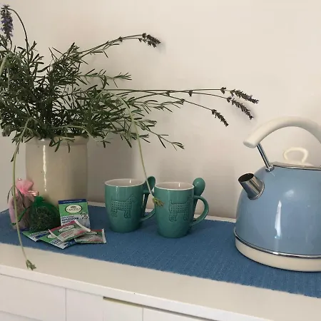 Aquarius Bed and Breakfast 3*