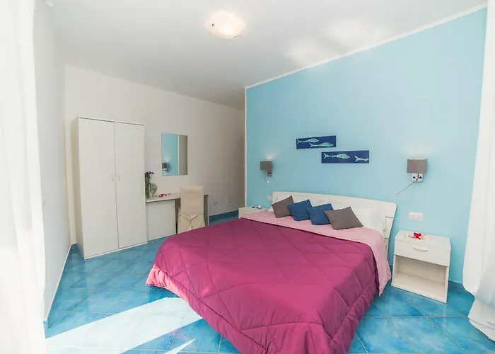 Aquarius 住宿加早餐酒店 马奥莱