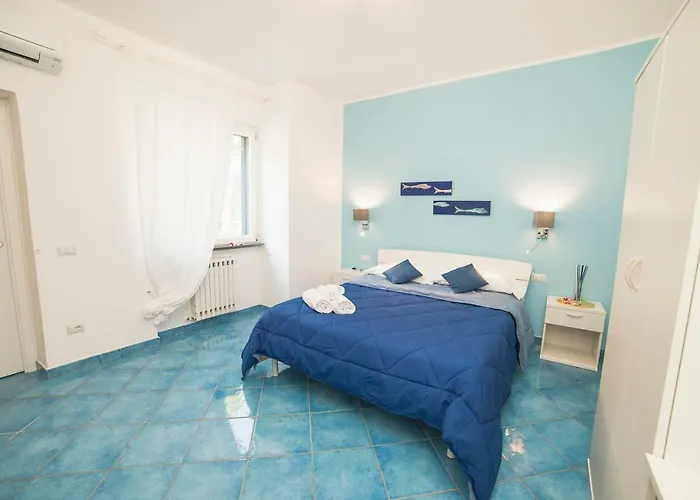 Aquarius 住宿加早餐酒店 马奥莱