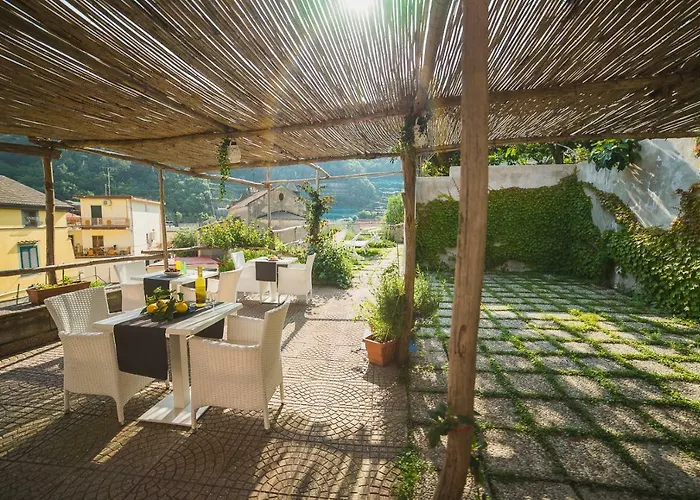 Aquarius 住宿加早餐酒店 马奥莱